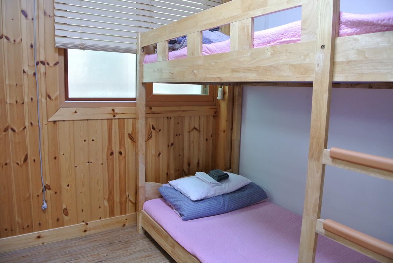 My Mother Guesthouse Jeju Esterno foto